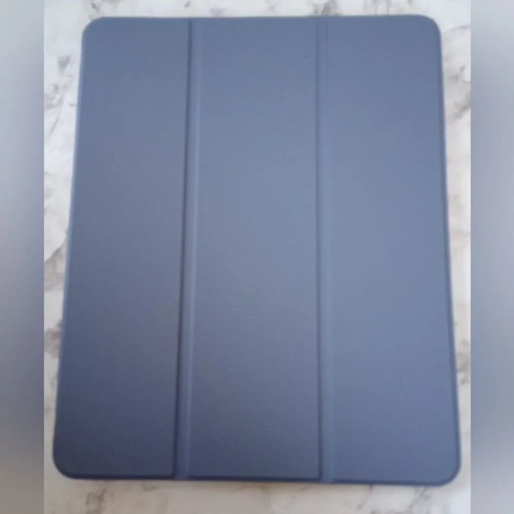 NIB Vaks iPad Pro 13 inch Case Blue Gray